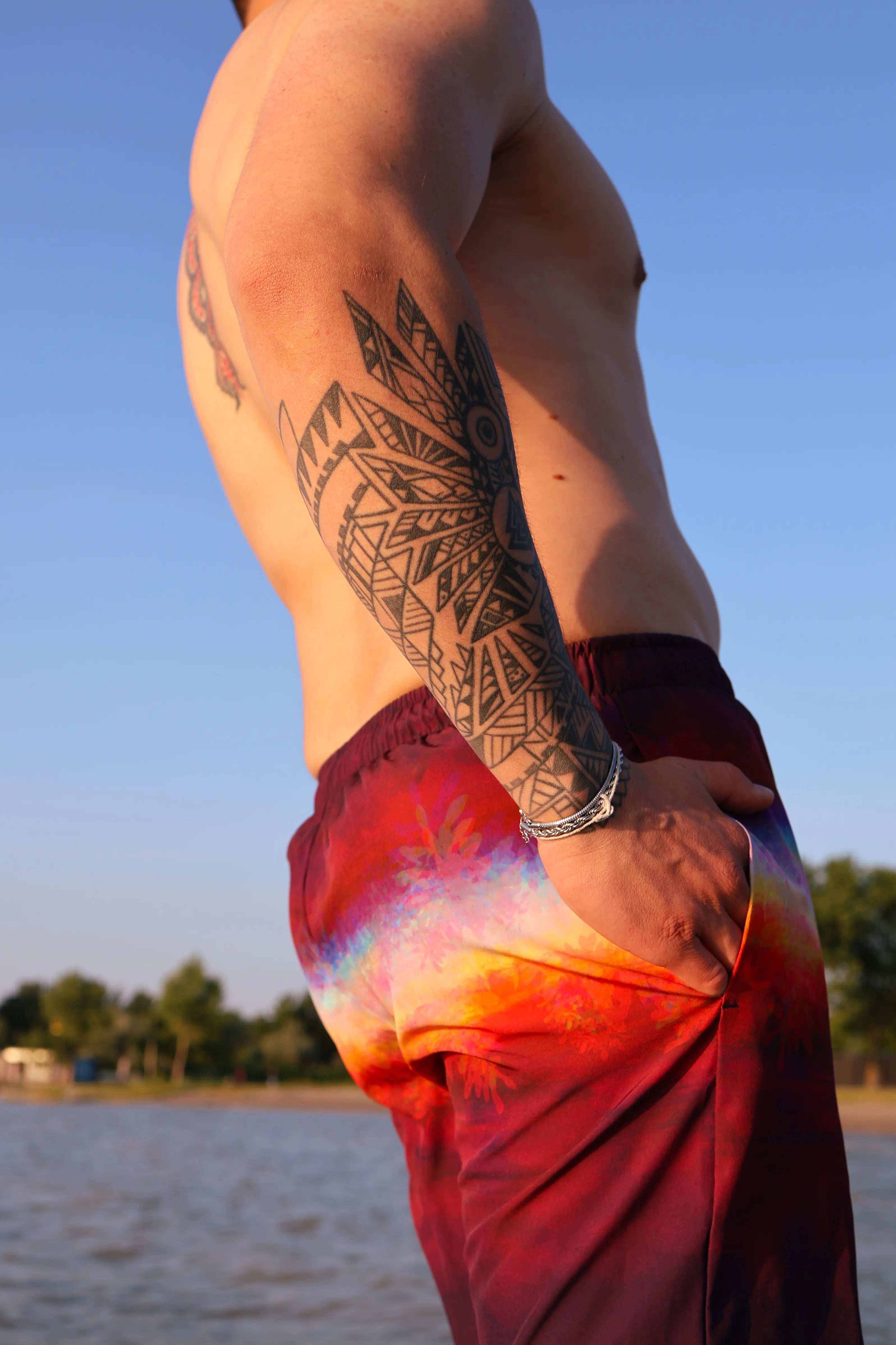Herren Badeshorts | Aurora Bloom | Recycelt | Christine Wagner