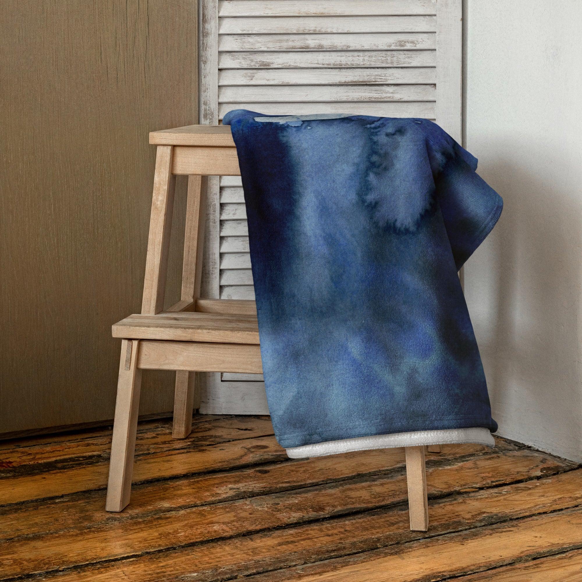 Strandhandtuch | Deeper into the Blue | Christine Wagner - Christine Wagner